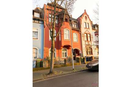 Haus zum Kaufen in Neuwied 495.000,00 € 290 m²