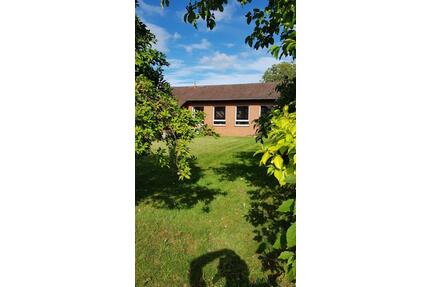 Haus mit Park zu vermieten - 950,00&nbsp;EUR Kaltmiete, ca.&nbsp; 120,00&nbsp;m&sup2; in Meißner (PLZ: 37290)