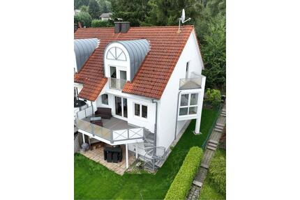 Reiheneckhaus mit Fernblick mit Platz für die Familie - Glashütten