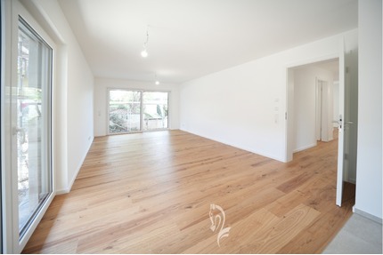 Bezugsfertig. Hochwertige 4 -Zimmer Terrassenwohnung mit Garten - Höchberg