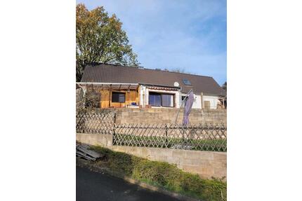 Grundstück mit altem Haus , kein Mietkauf - Querfurt