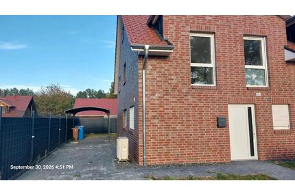 Moderne Doppelhaushäfte in Gifhorn Kästorf