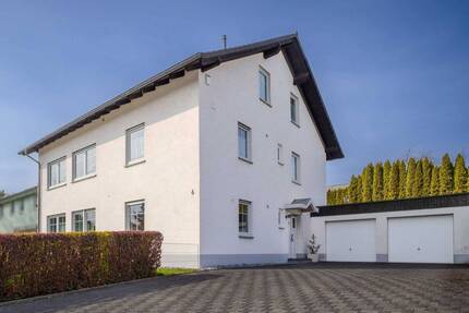 *** Modernes Wohnen in bester Lage von Möhnesee - Körbecke ***