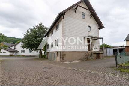 Haus zum Kaufen in Großalmerode 160.000,00 € 240 m²