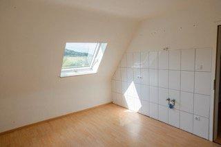 2-Zimmer, Küche Bad - 550,00&nbsp;EUR Kaltmiete, ca.&nbsp; 74,00&nbsp;m&sup2; in Sinntal (PLZ: 36391)