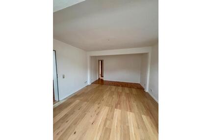 2-Zimmer-Wohnung in Derschlag - 520,00&nbsp;EUR Kaltmiete, ca.&nbsp; 65,00&nbsp;m&sup2; in Gummersbach (PLZ: 51645) Berstig Süd