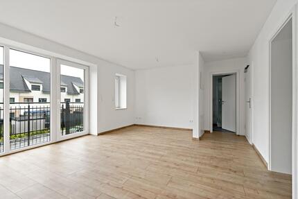 Tolle Familienwohnung mit Balkon in der Anhalt-Siedlung - Bitterfeld-Wolfen