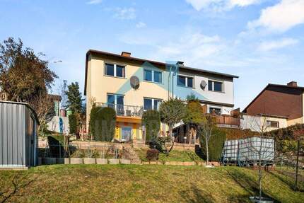 Modernisierte Doppelhaushälfte mit traumhaftem Fernblick - einziehen und wohlfühlen! - Ahnatal Weimar