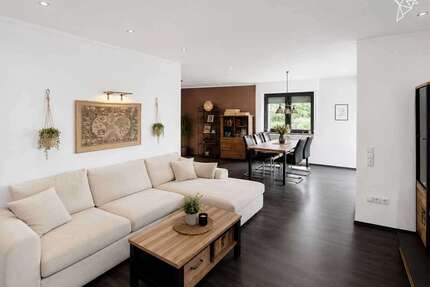 Haus zum Kaufen in Hemer 699.000,00 € 533 m²