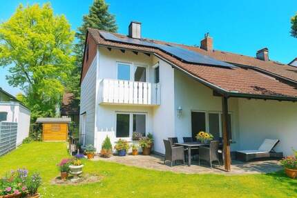 **Komfortabler Familienwohntraum** Tolles REH mit EBK, herrlichem Garten und Garage - Neufahrn bei Freising