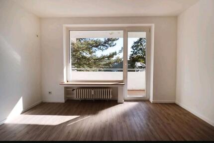 Helle energiesparende 1 Zi-Wohnung zur Gartenseite mit Balkon - Düsseldorf Stadtbezirk 9