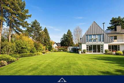 Haus zum Kaufen in Düsseldorf 1.750.000,00 € 242 m²