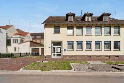 Haus zum Kaufen in Celle 449.000,00 € 253 m²