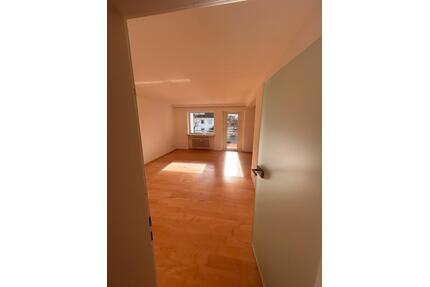 Helle 2,5-Zimmer-Wohnung mit Balkon 83 m² ab 01.12.2026 - Kempten (Allgäu) Auf der Halde