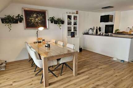 Haus zum Mieten in Markgröningen 1.690,00 € 136 m²