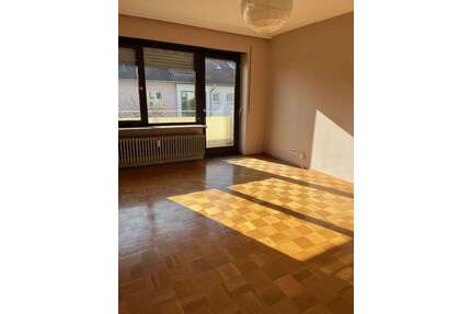Wohnung zum Kaufen in Stuttgart 307.000,00 € 83.05 m²
