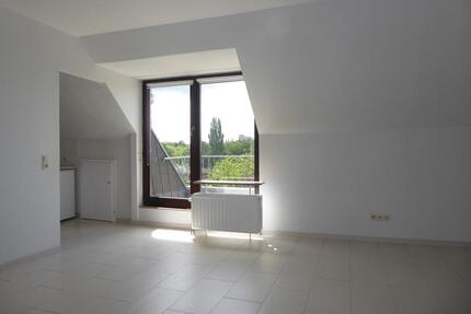 Exklusive, neuwertige 1-Zimmer-DG-Wohnung mit BLK, EBK und Design - Bonn Auerberg