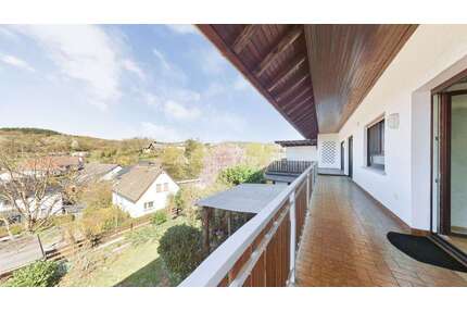 Haus zum Kaufen in Lollar 640.000,00 € 335.63 m²