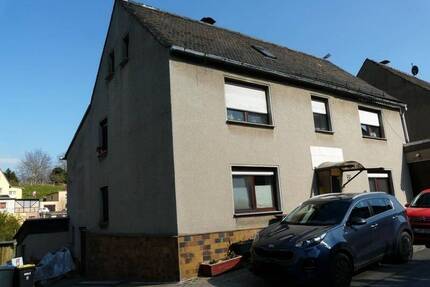 Haus für Ihre Familie mit grünem Garten, Garage und vieles andere mehr - Grimma Haubitz