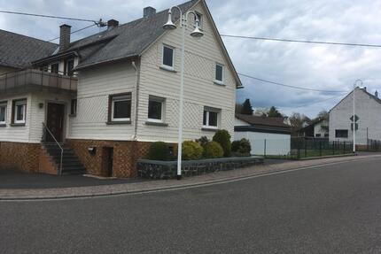 Zentral gelegene Doppelhaushälfte in Bad Marienberg zu vermieten - Bad Marienberg (Westerwald)