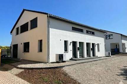 Haus zum Kaufen in Burg 275.000,00 € 114 m²