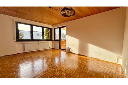 Helle 3-Zimmer-Wohnung mit Loggia in Amberg (Obere Hockermühle)