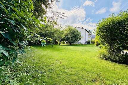 Grundstück zu verkaufen in Gröbenzell 1.150.000,00 € 883 m²