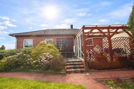 Haus zum Kaufen in Varel 180.000,00 € 94 m²