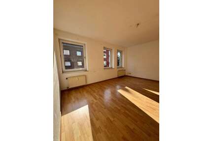 Wohnung zum Mieten in Duisburg 452,00 € 77.9 m²