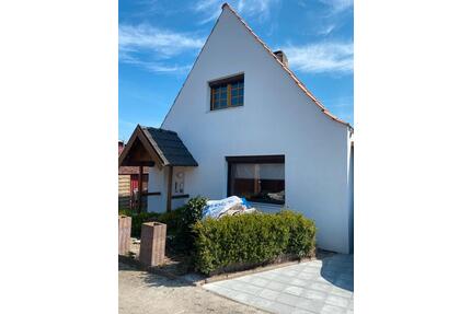 EFH zu vermieten in 25712 Burg Dithmarschen 97 m? zentral - Burg (Dithmarschen)