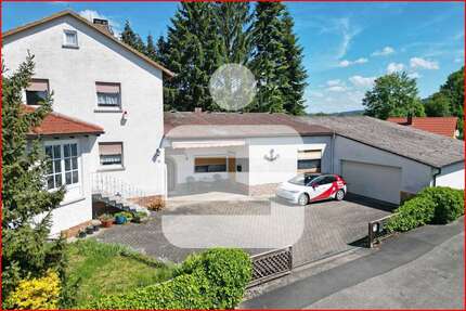 Haus zum Kaufen in Küps 169.000,00 € 137 m²