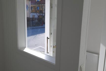 Erstbezug 2Zi-Whg im Zentrum Erlangen - Details siehe Text ||..