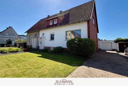 31655 Stadthagen - gepflegte Doppelhaushäfte mit Garten und Garage