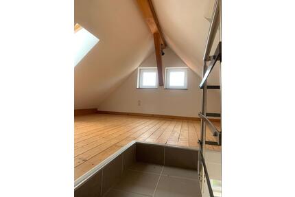 Charmante Dachgeschosswohnung - 960,00&nbsp;EUR Kaltmiete, ca.&nbsp; 96,00&nbsp;m&sup2; in Modautal (PLZ: 64397)