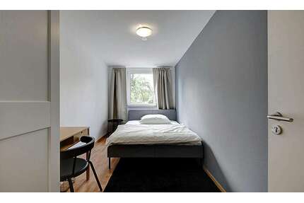 WG-Zimmer in Stuttgart 450,00 € 9 m²