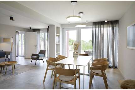 Wohnung zum Kaufen in Hohen Wieschendorf 649.000,00 € 117.02 m²