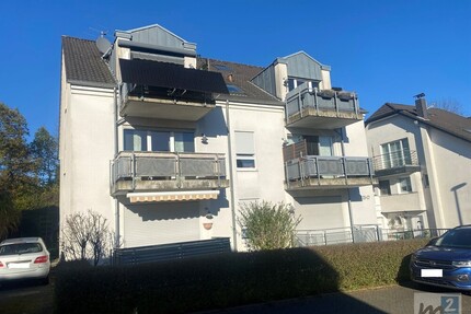 Charmante 3-Zimmer-Maisonette-Wohnung mit Balkon + Stellplätzen in Burscheid