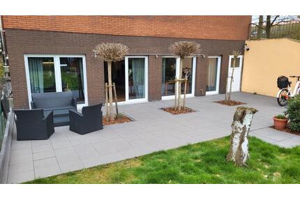 Rund 107 m² Raumangebot + Terrasse mit Garten + Kamin - Löhne