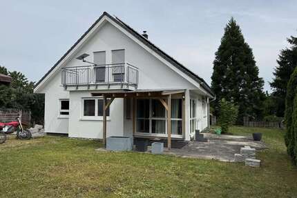 Haus zum Kaufen in Kirchroth 495.000,00 € 134 m²