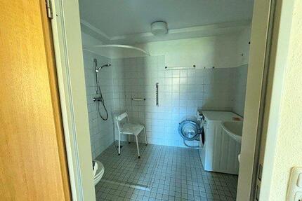 Wohnen wo andere Urlaub machen - schöne freiwerdende 2 ZKB Wohnung mit ebenerdiger Zugang & AufzugTeil einer Seniorenwohnanlage in Burg auf der Sonneninsel Fehmarn - WBS erforderlich ! (FEHM-AWP2-09)