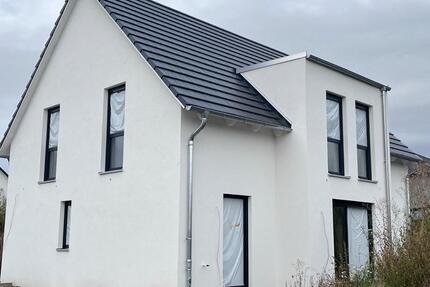 EFH Einfamilienhaus - 600.000,00&nbsp;EUR Kaufpreis, ca.&nbsp; 135,00&nbsp;m&sup2; in Wolfenbüttel (PLZ: 38302) Ahlum