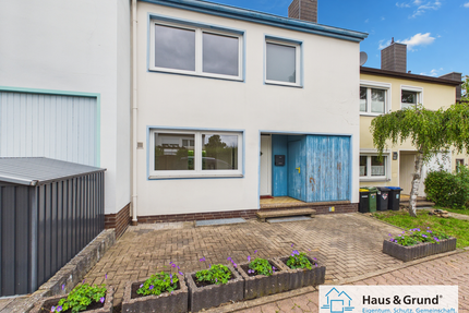 Haus zum Mieten in Bückeburg 1.220,00 € 108 m²