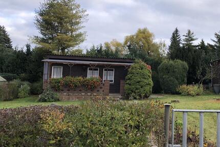 Kleingarten in Friedrichroda - 3.000,00&nbsp;EUR Kaltmiete, ca.&nbsp; 0,00&nbsp;m&sup2; in Friedrichroda (PLZ: 99894)