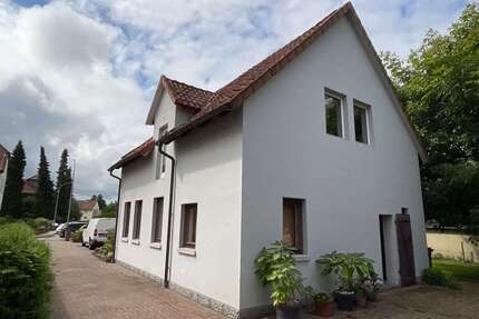 Haus zum Kaufen in Stadthagen 310.000,00 € 250 m²