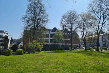 Wohnung zum Kaufen in Porta Westfalica 104.000,00 € 54.08 m²