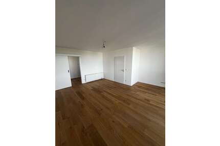 Wohnung zum Kaufen in Augsburg 305.000,00 € 62 m²