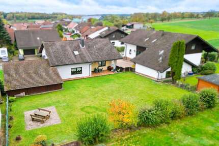 Haus zum Kaufen in Limbach 399.000,00 € 217 m²
