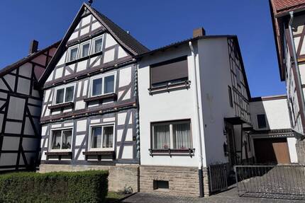 Historisches Fachwerkhaus mit Fernblick in zentraler Lage von Wolfhagen