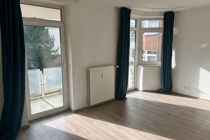 1-Zimmer Wohnung, Solingen-Mitte, Balkon, Keller, Außenstellplatz