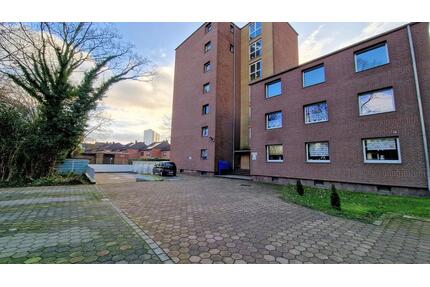 Helle ruhige 4,5 bzw. 2,5 Raumwohnung Balkon Garten - Duisburg Essenberg